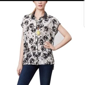 Anthropologie Post mark Bees Flowers SILK blouse in size small